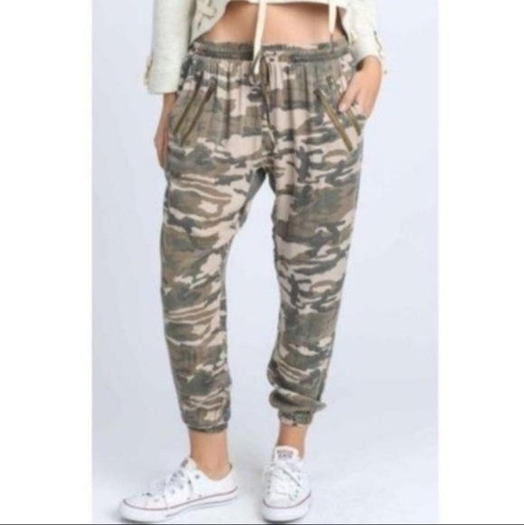 STORIA Taupe Camo Camouflage Cropped Ankle Distressed Military Zipper Joggers S - Picture 1 of 8